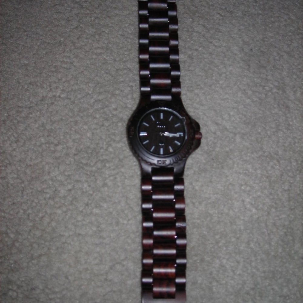 WeWood Analog DATE CHOCOLATE Wrist Watch NIB